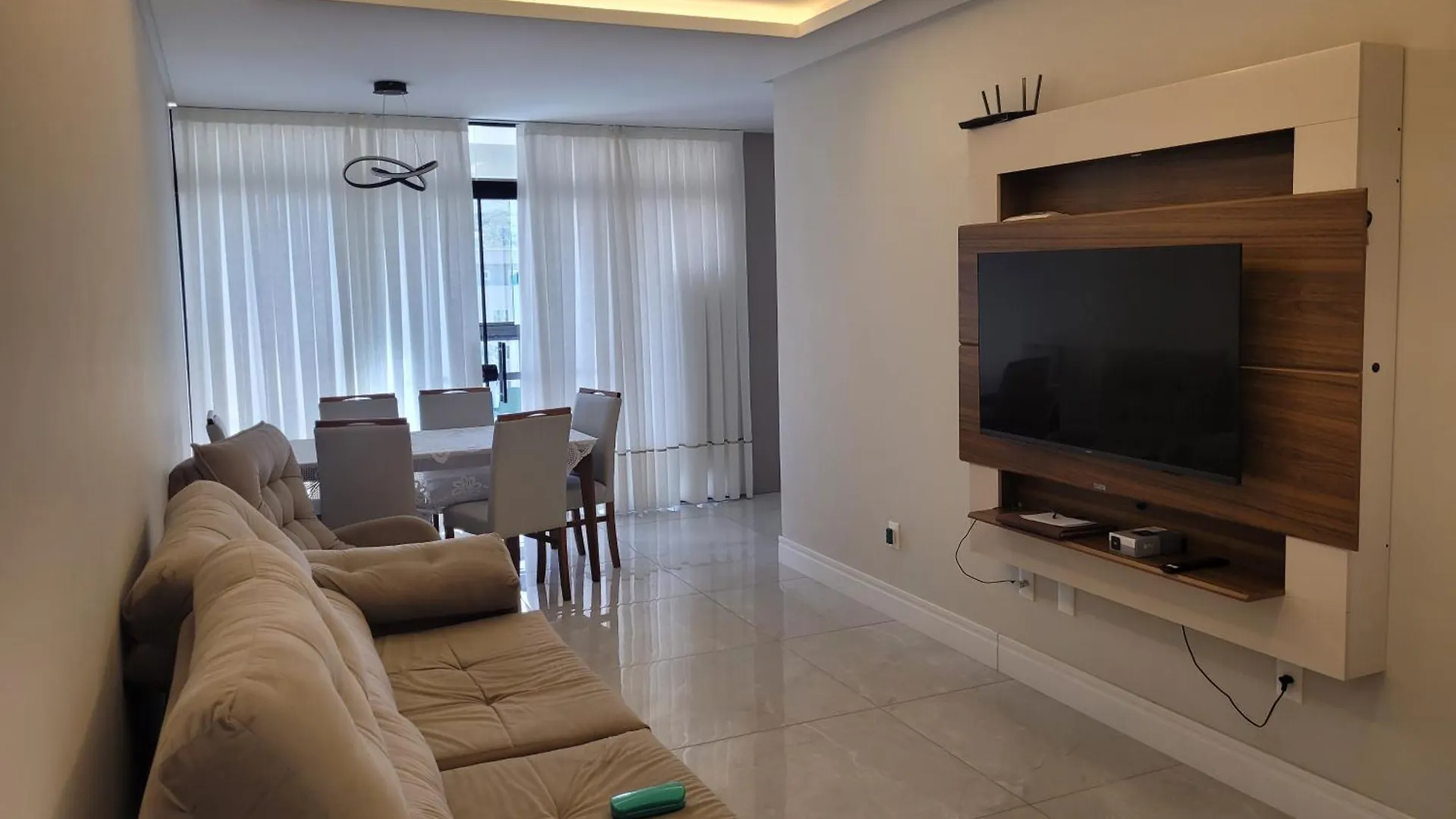 2 Suites Luxo, Piscina Aquecida Condominio, Familiar, Proximo Mar Бомбиньяс 0*,  Бразилия